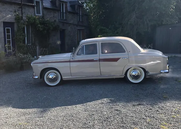 Les Hautes Loignieres Hébergement de vacances *